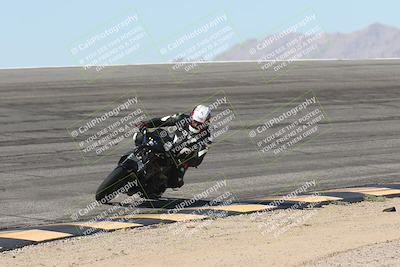 media/Oct-13-2025-Moto Forza (Mon) [[a66d839500]]/3-B Group/Session 2 (Bowl)/